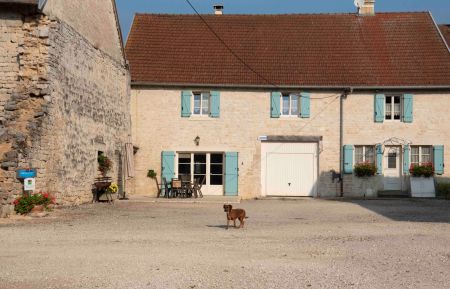 G&icirc;te n&deg;52G1027 Leffonds - Haute-Marne - photo