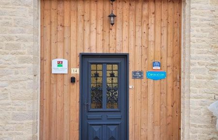 G&icirc;te n&deg;52G1045 Vi&eacute;ville - Haute-Marne - Entr&eacute;e