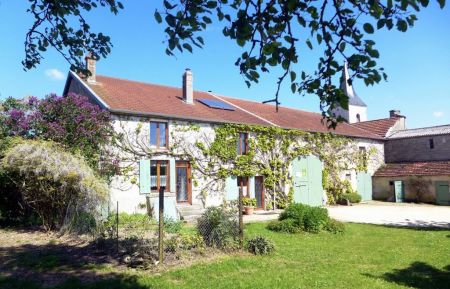 G&icirc;te n&deg;52G322 Sarcey - Haute-Marne - photo