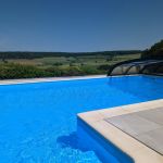 Piscine partag&eacute;e