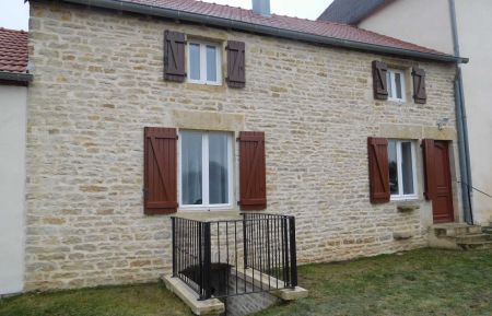 G&icirc;te n&deg;52G376 Gilley - Haute-Marne - Bienvenue au g&icirc;te de La Maison de lave