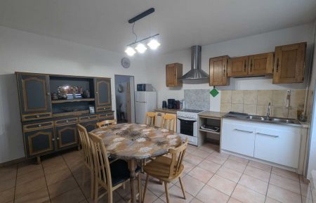 G&icirc;te n&deg;52G412 Chevillon - Haute-Marne - Cuisine