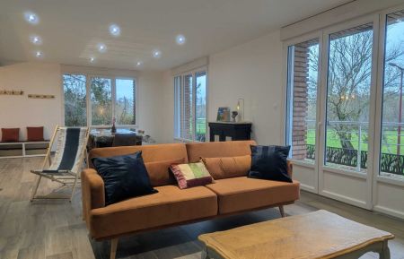 G&icirc;te n&deg;52G444 Sarrey - Haute-Marne - Salon