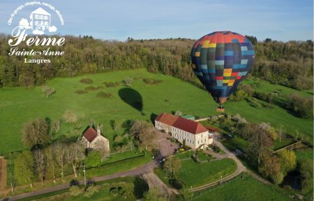 G&icirc;te de groupe n&deg;52G810 Langres - Haute-Marne - Le domaine  - Sainte-Anne - Langres