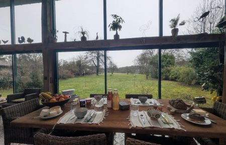 Chambre d'h&ocirc;tes n&deg;52G3 Leffonds - Haute-Marne - V&eacute;randa sur Parc