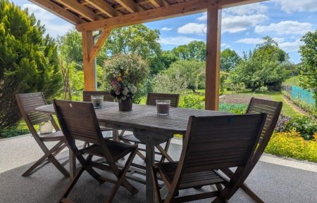 Terrasse sur jardin potager Gîte n°52G310 Saint-Blin - Haute-Marne - Terrasse sur jardin potager